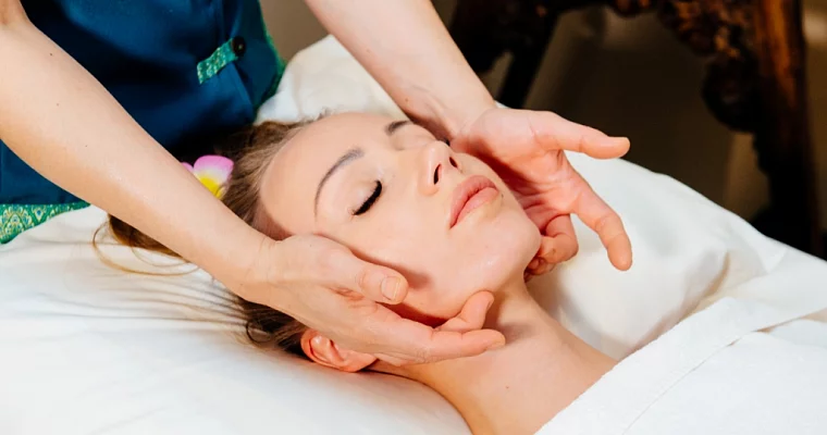 Подарочный сертификат на Новый год коллегам на СПА-программу "SPA для лица"