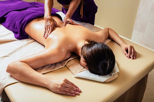 Подарок на Новый год для жены на сумму 7000 рублей